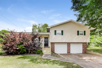 15 Pine Valley Dr Powder Springs, GA 30127